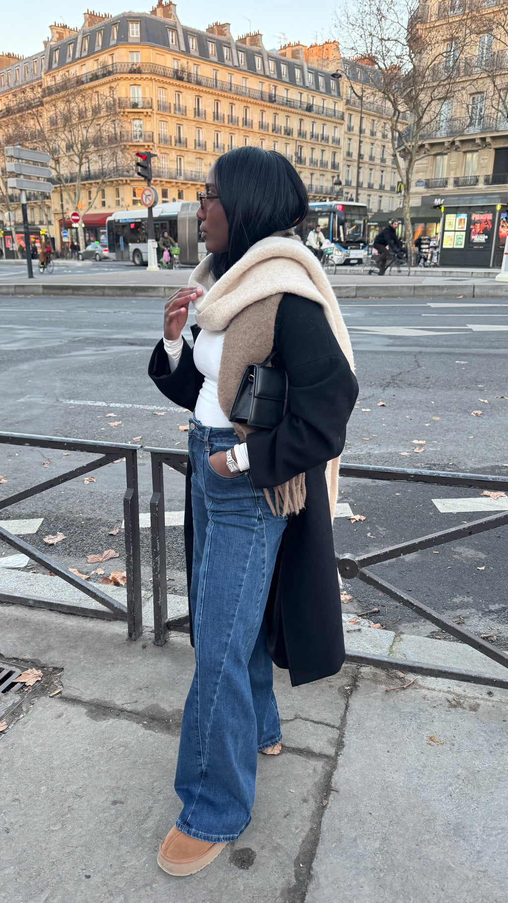 Jean large taille haute – Coupe structurée